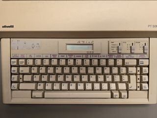 Macchina da scrivere vintage Olivetti PT506
