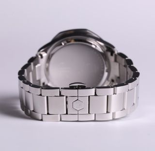 Cronógrafo tresor chapado en oro blanco 18K 