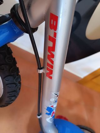 BICICLETA NIÑO CON RUEDINES