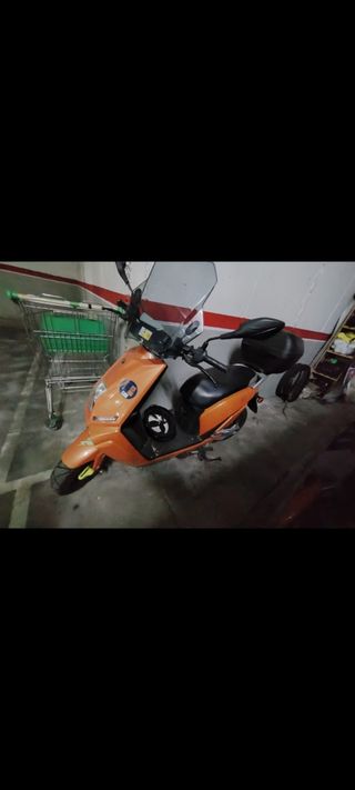 Lifan eléctrico autonomia 100km