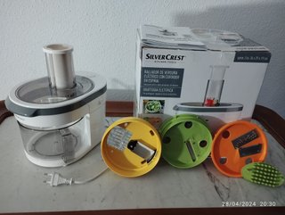 RALLADOR DE VERDURA ELECTRICO CON CORTADOR ESPIRAL
