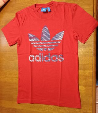 Camiseta Adidas original Trefoil 1,sin uso