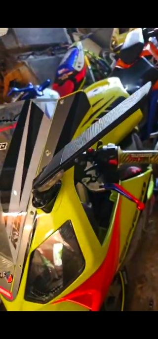 Derbi gpr. Kawasaki.kx 125cc. Con 45cv