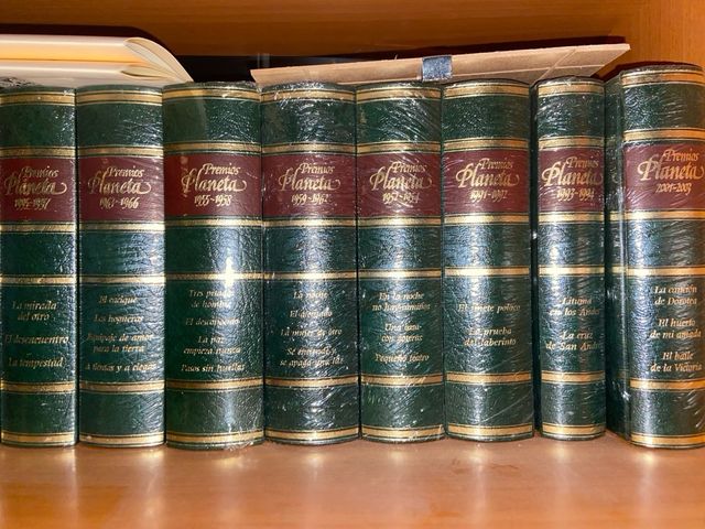 Libros PREMIOS PLANETA