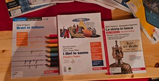 Libri Bienno scuola alberghiera.(10pz)