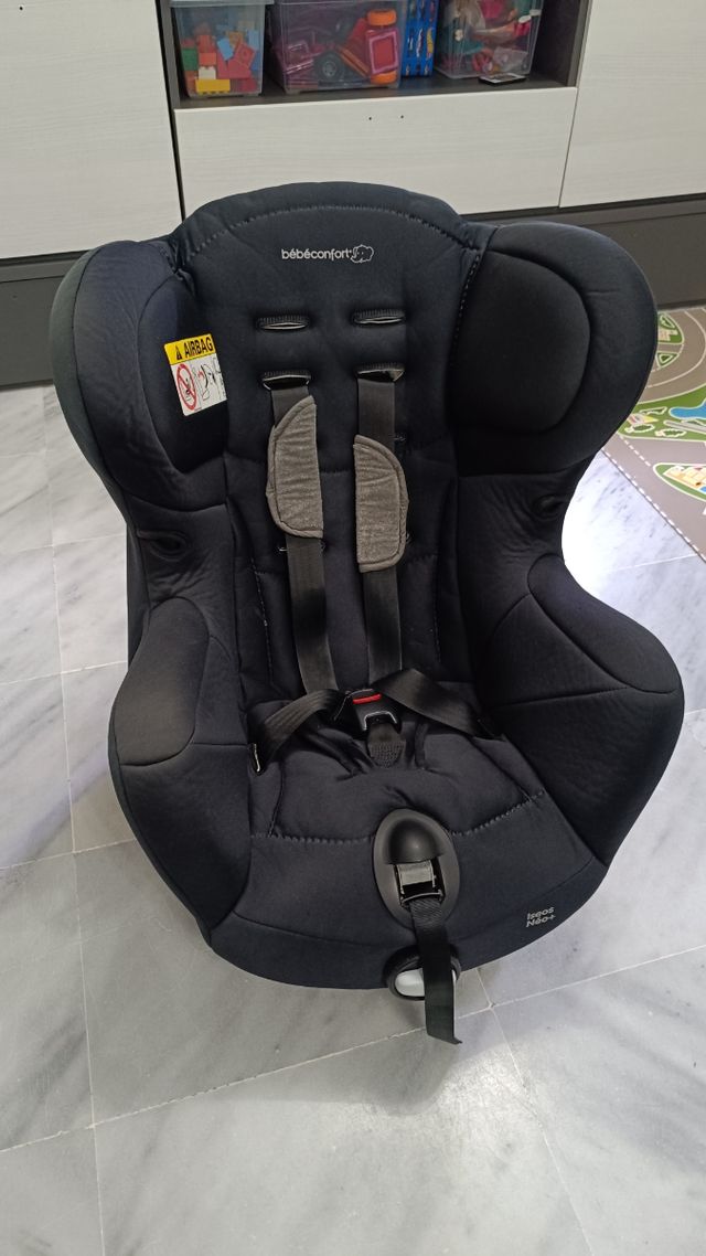 Alquiler silla aeropuerto Sevilla