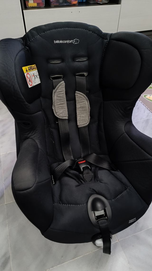 Alquiler silla aeropuerto Sevilla