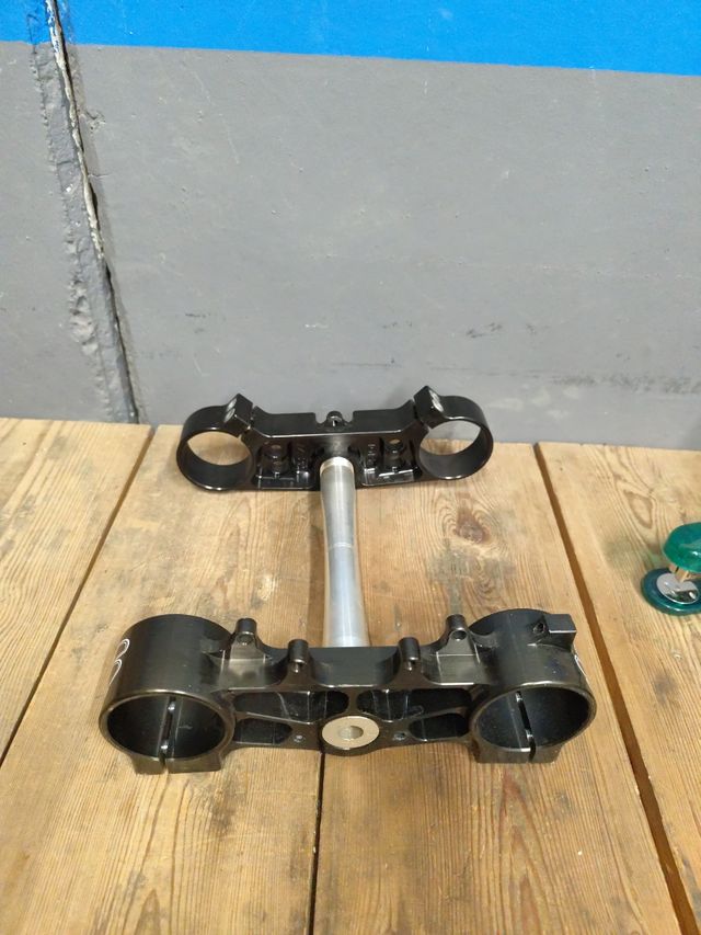 Tija Yamaha yz 250 04/05