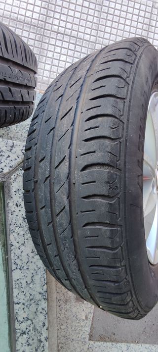 Llantas Vag con neumáticos 