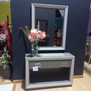 Entradita con espejo