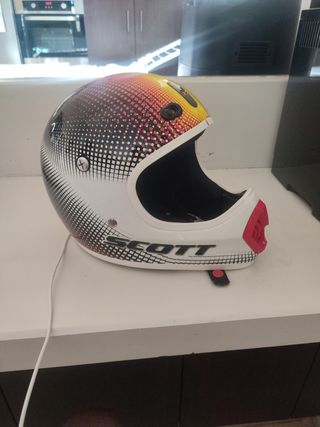 Casco bicicleta descenso scott