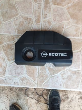 Tapa superior motor Opel Astra h z17dth