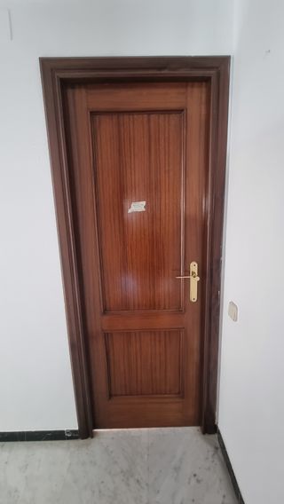 PUERTAS DE MADERA 