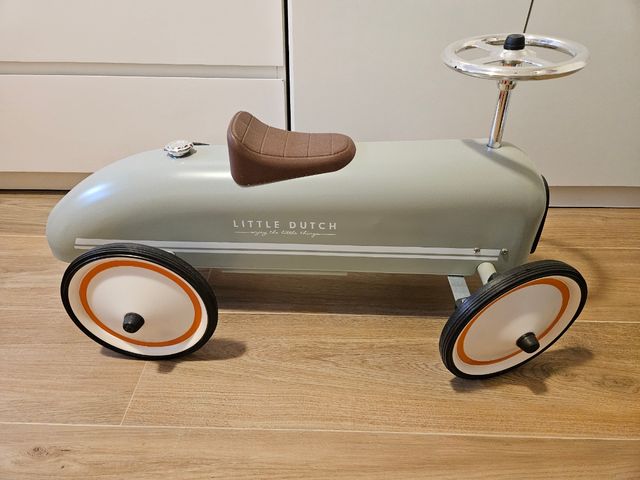 Andador coche retro little duch