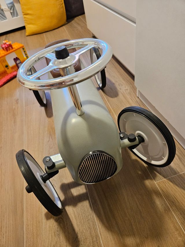 Andador coche retro little duch