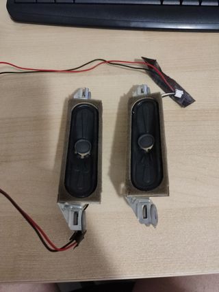 Altavoces TOSHIBA 32W3863DG
