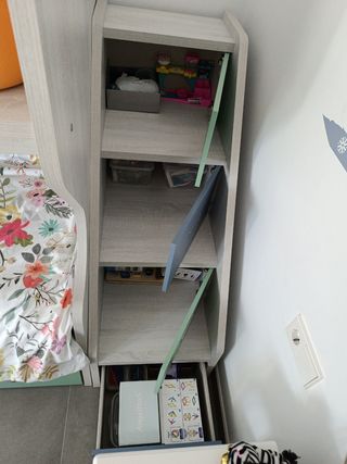 Letto a castello con cassetti e scaletta