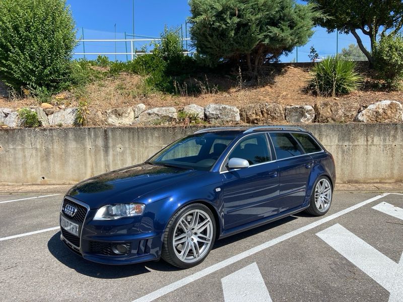 Audi RS4 2006 - foto 1