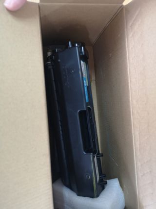 Tóner rojo TN910M-R + REGALO