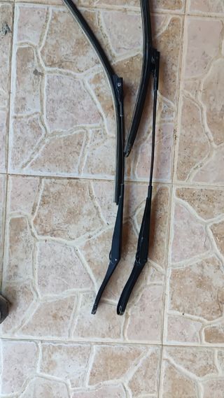 Brazos limpiaparabrisas Opel Astra h