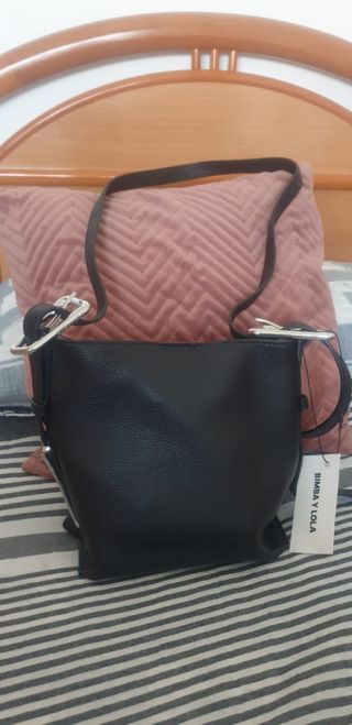 Bolso de piel bimba y lola 