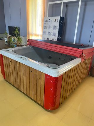 Esposizione Jacuzzi