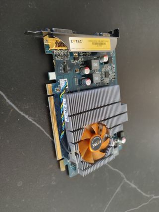 Tarjeta gráfica Zotac GT240 1GB