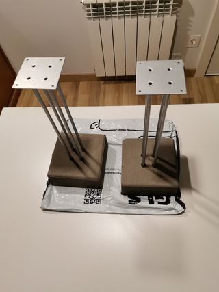 Bases ikea para altavoces home cinema