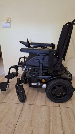 Silla de rueda eléctrica Q200R