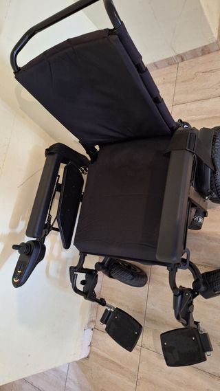 Silla de rueda eléctrica Q200R