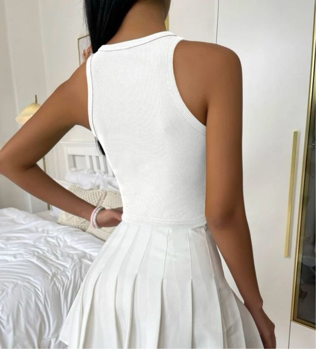 Canotta corta a coste