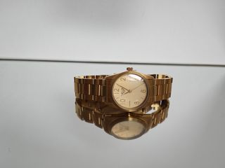 Reloj Roxy chica Dorado