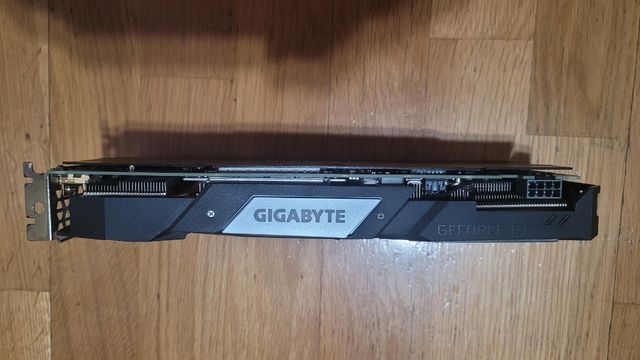 Vendo tarjeta gráfica RTX 2060