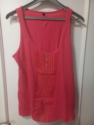Camiseta tirantes fucsia Benetton 