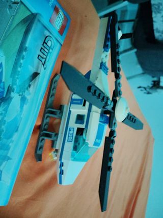 Helicóptero Lego City 7741