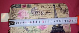 Monedero grande Paris con etiqueta