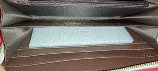 Monedero grande Paris con etiqueta