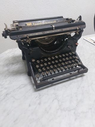 Maquina de escribir Antigua UNDERWOOD