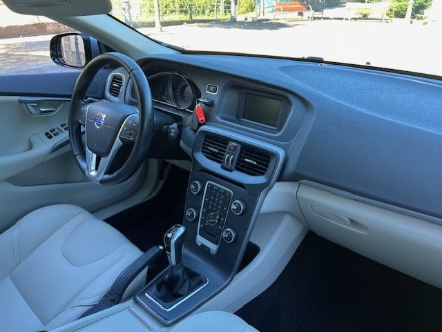 Volvo V40 1.6 D2 Summum