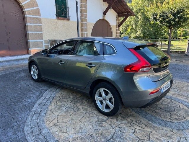Volvo V40 1.6 D2 Summum