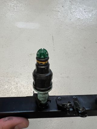 Rampa inyectores BMW 325i E36