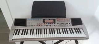 Teclado Roland EM-15