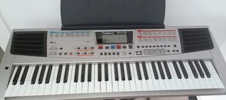 Teclado Roland EM-15