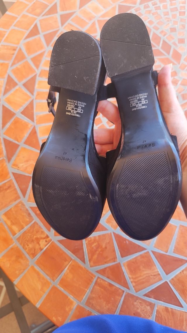 Tacones Negros Bershka