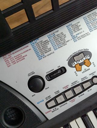 Teclado Yamaha psr 175, piano eléctrico