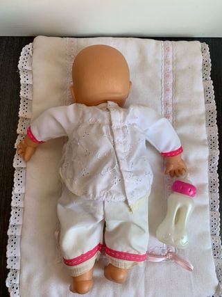 nenuco bebe con accesorios