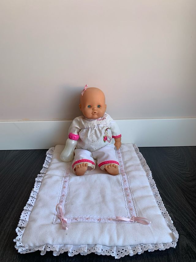 nenuco bebe con accesorios