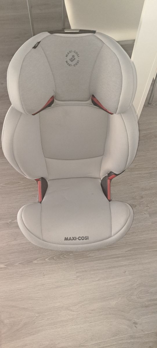 Silla  para coche maxi-cosi.