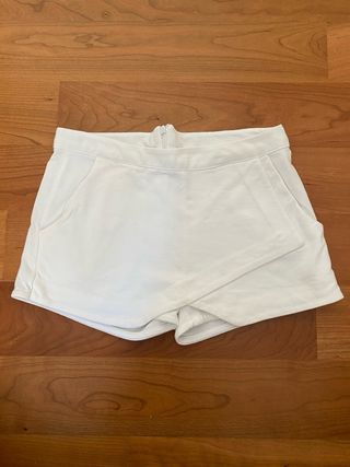 Falda-pantalón corto negro de Zara 11/12 152cm