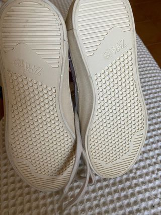 Deportivas Zara niña. Numero 36